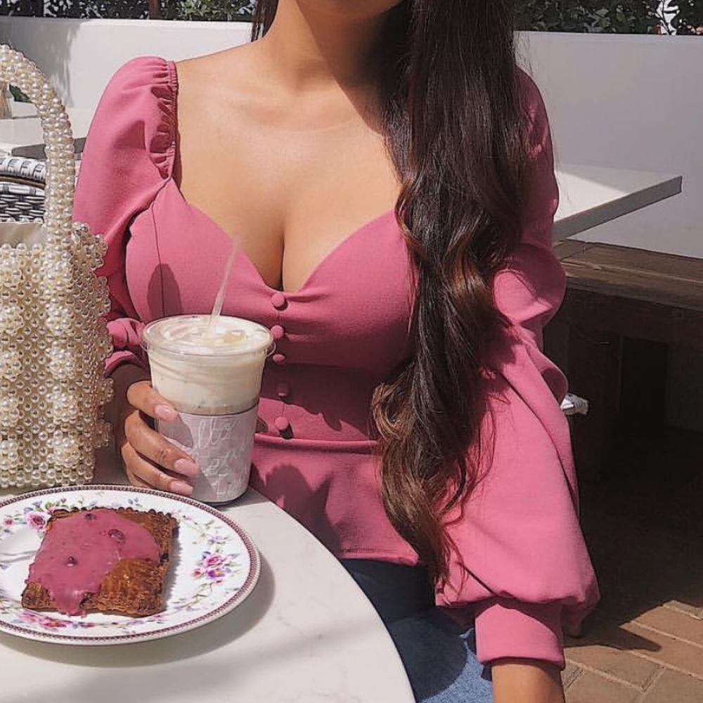 Pink ballon sleeve top